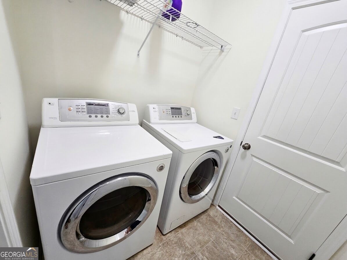 105 Boston Court Property Photo 15