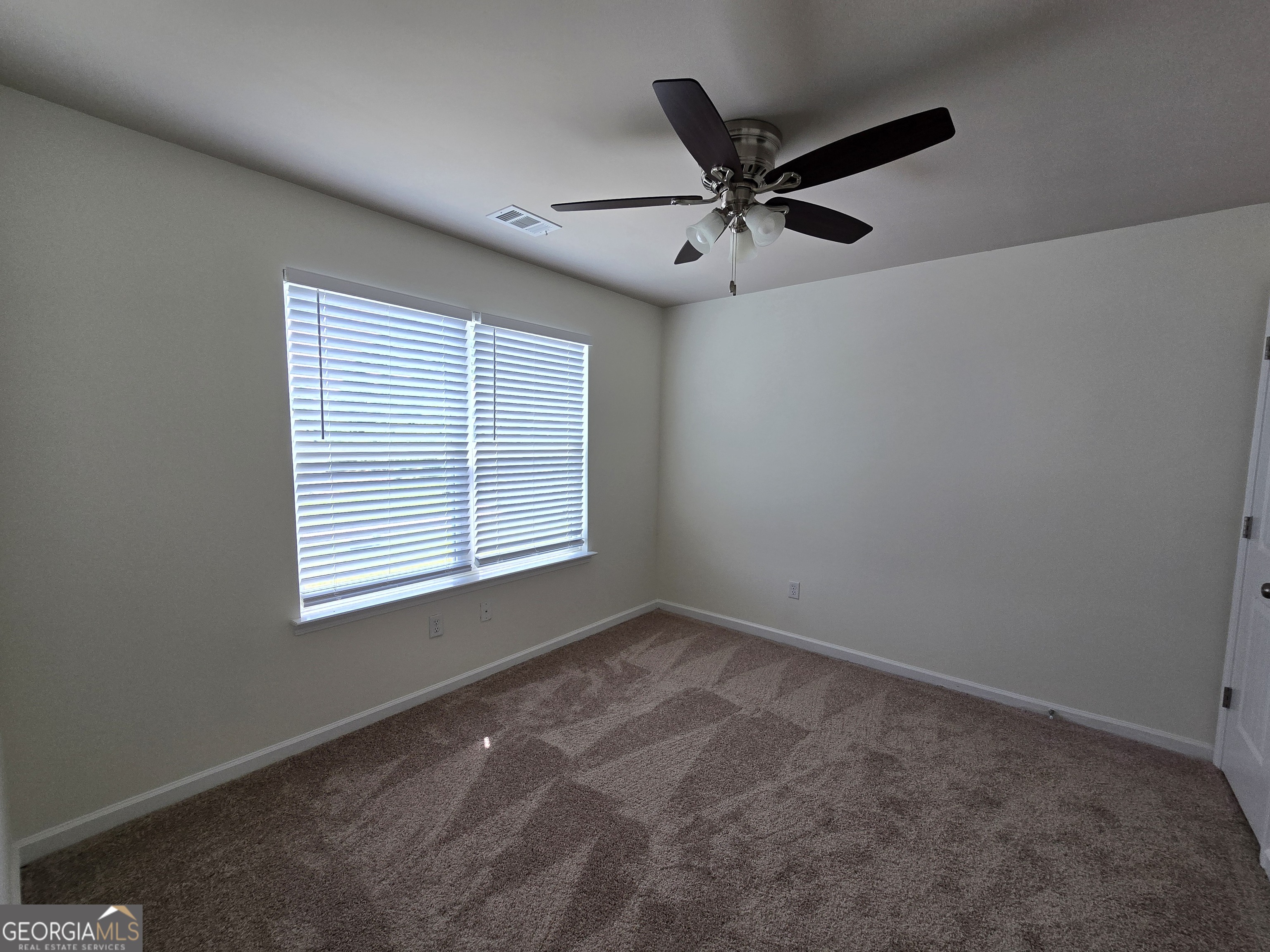 105 Boston Court Property Photo 19