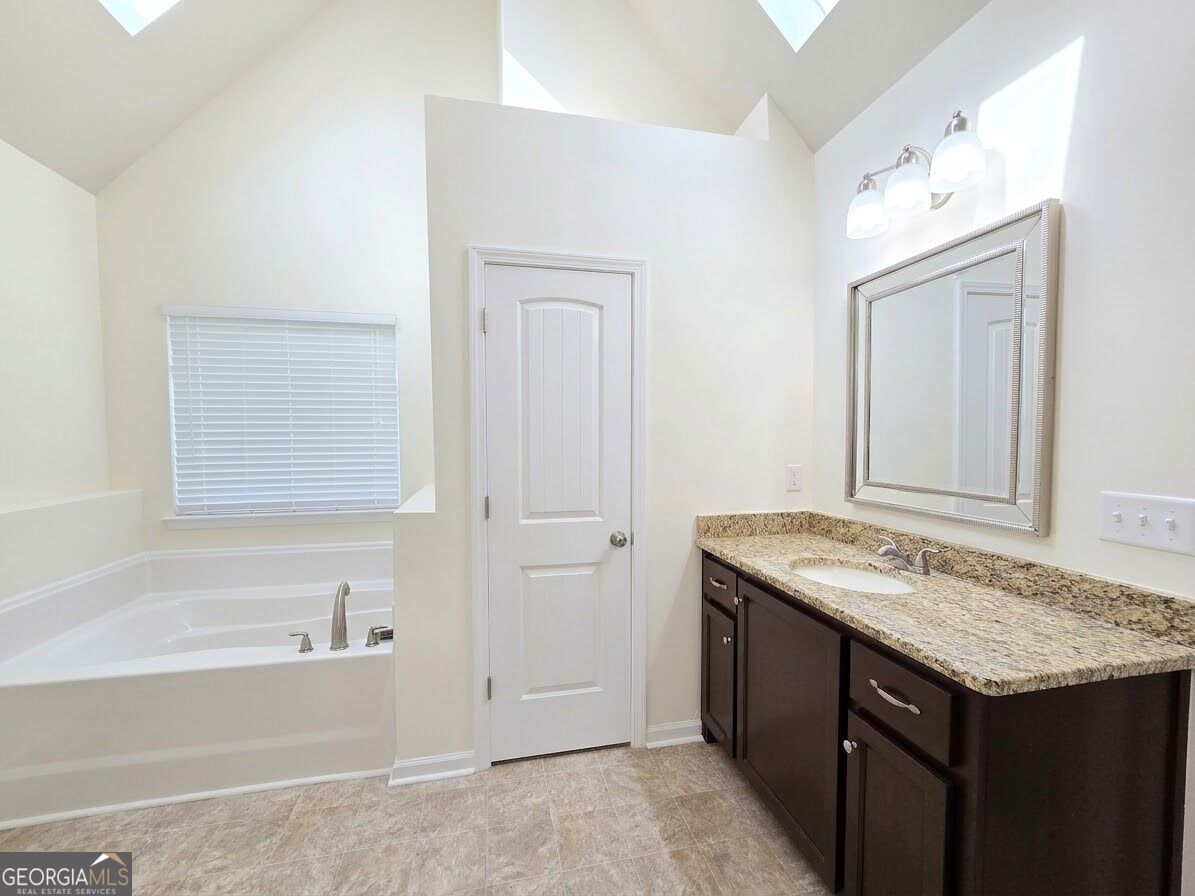 105 Boston Court Property Photo 20