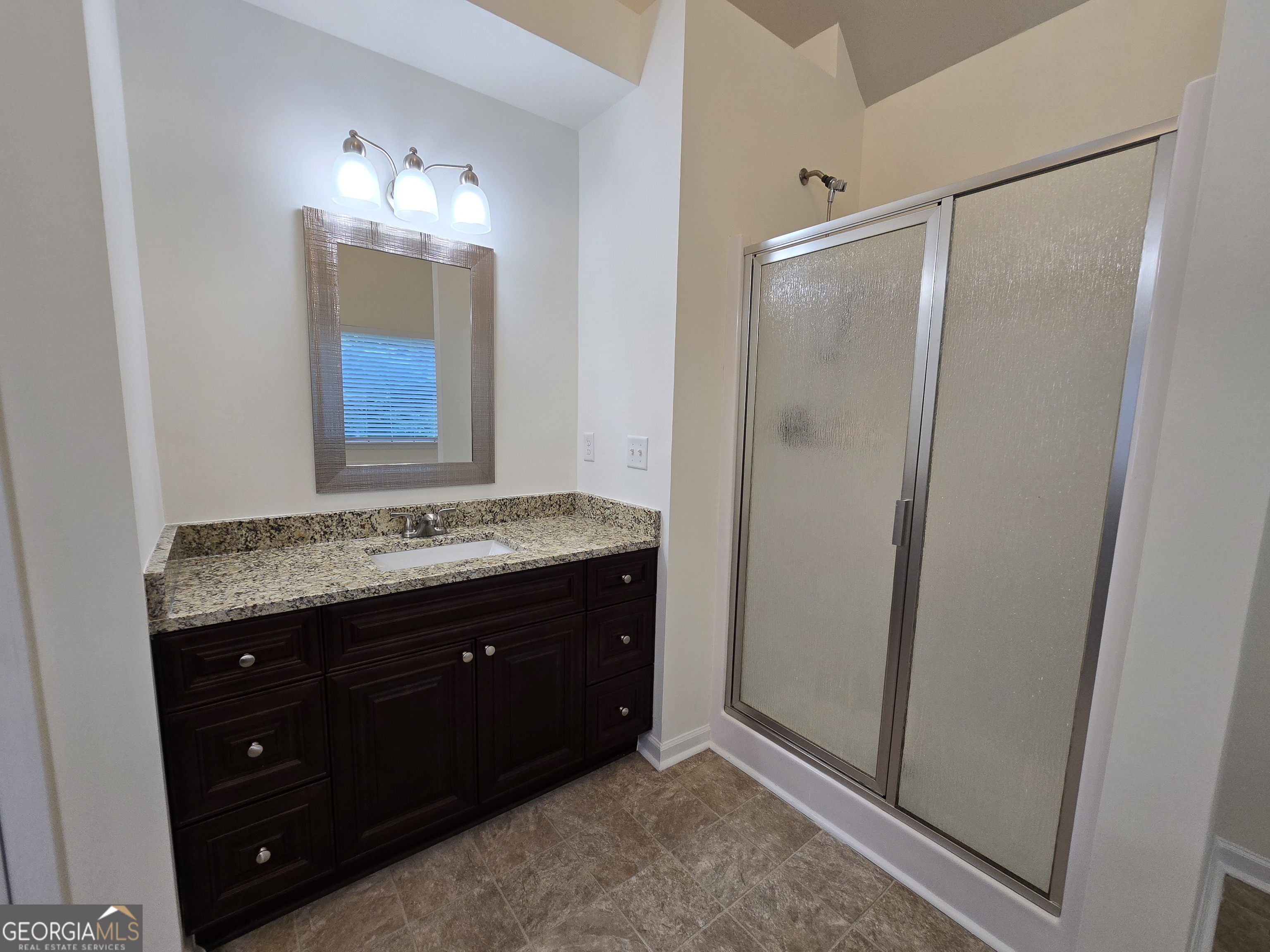 105 Boston Court Property Photo 24