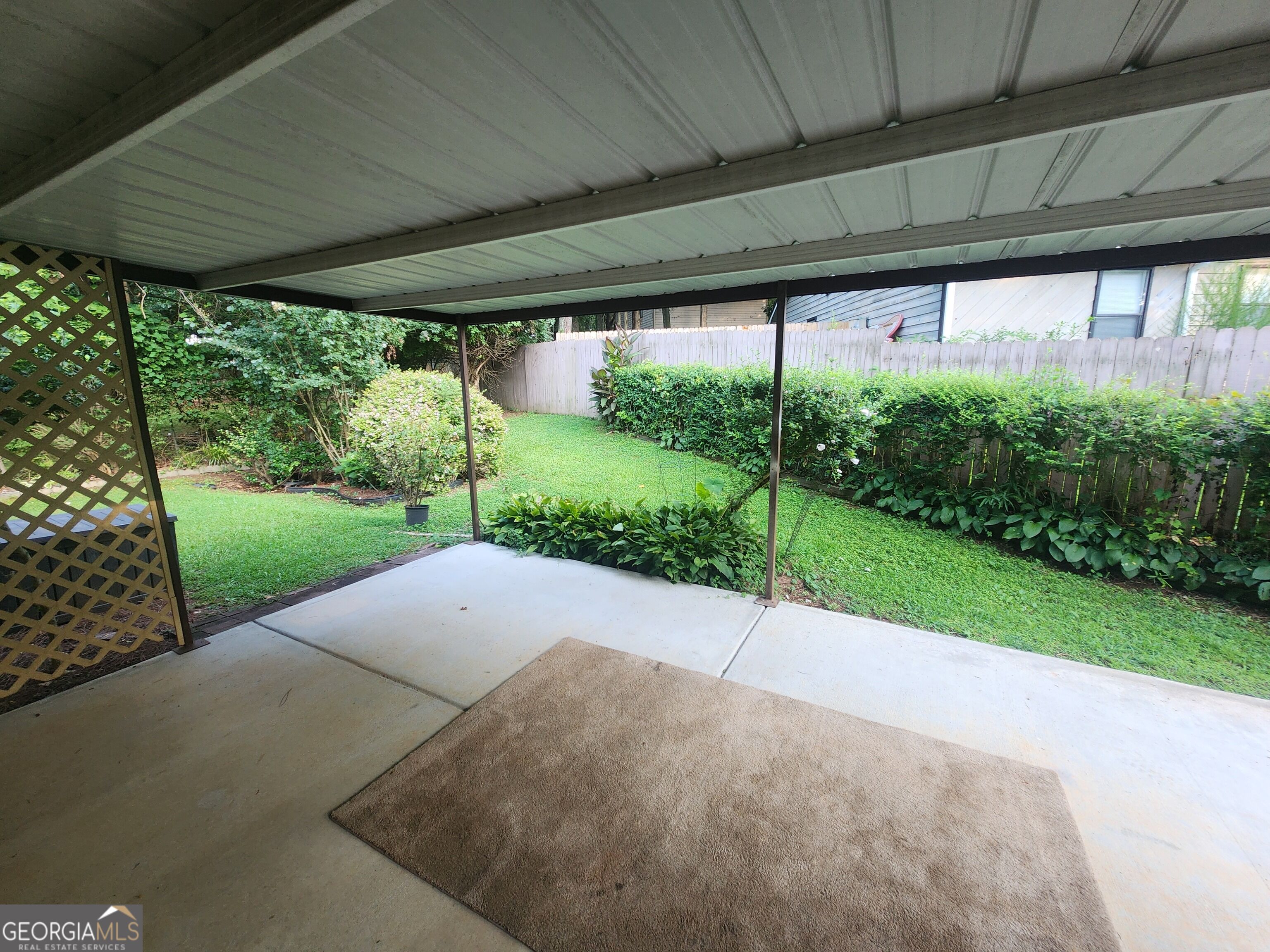 4002 Hawthorne Circle # A Property Photo 4