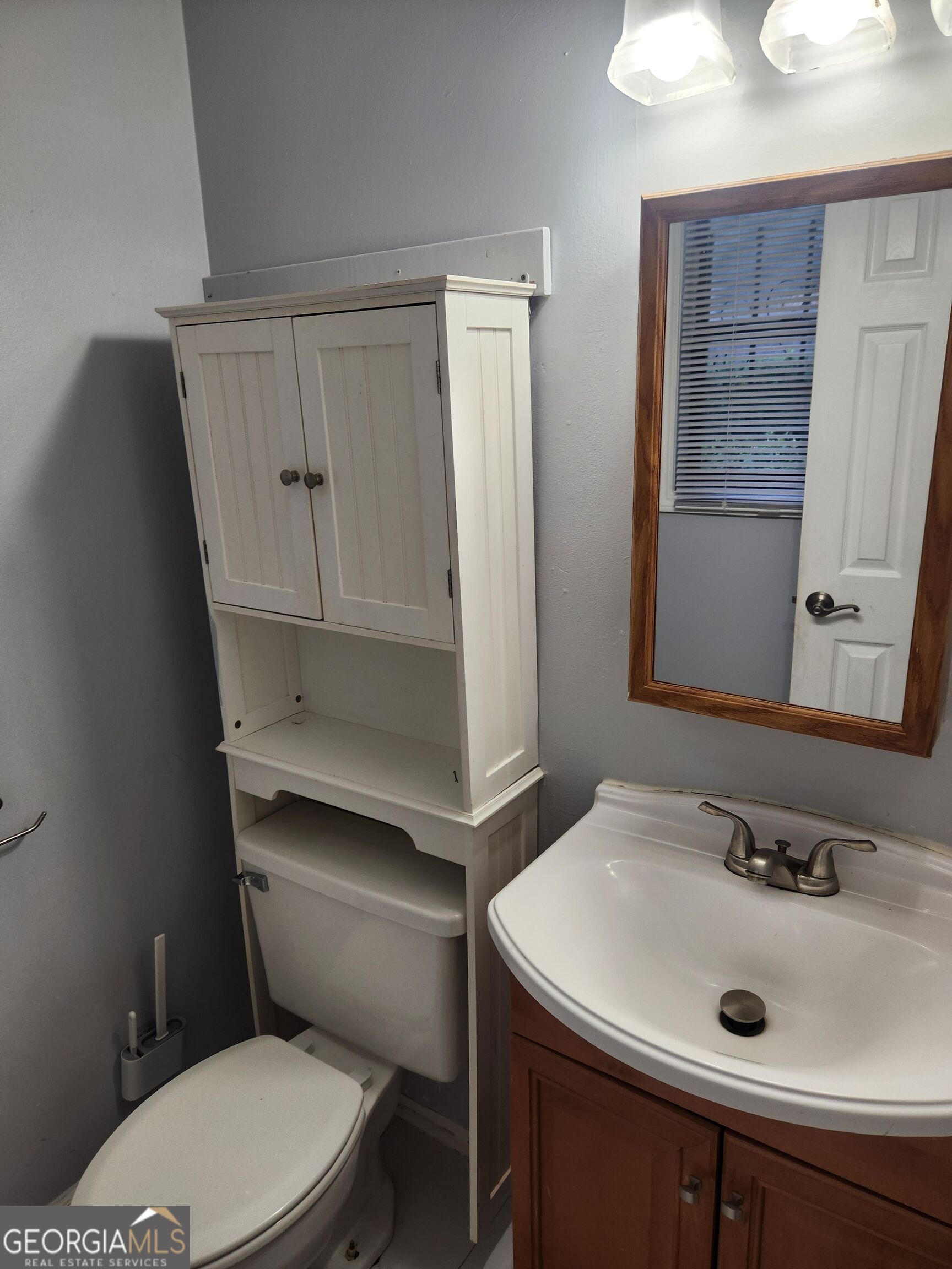 4002 Hawthorne Circle # A Property Photo 13