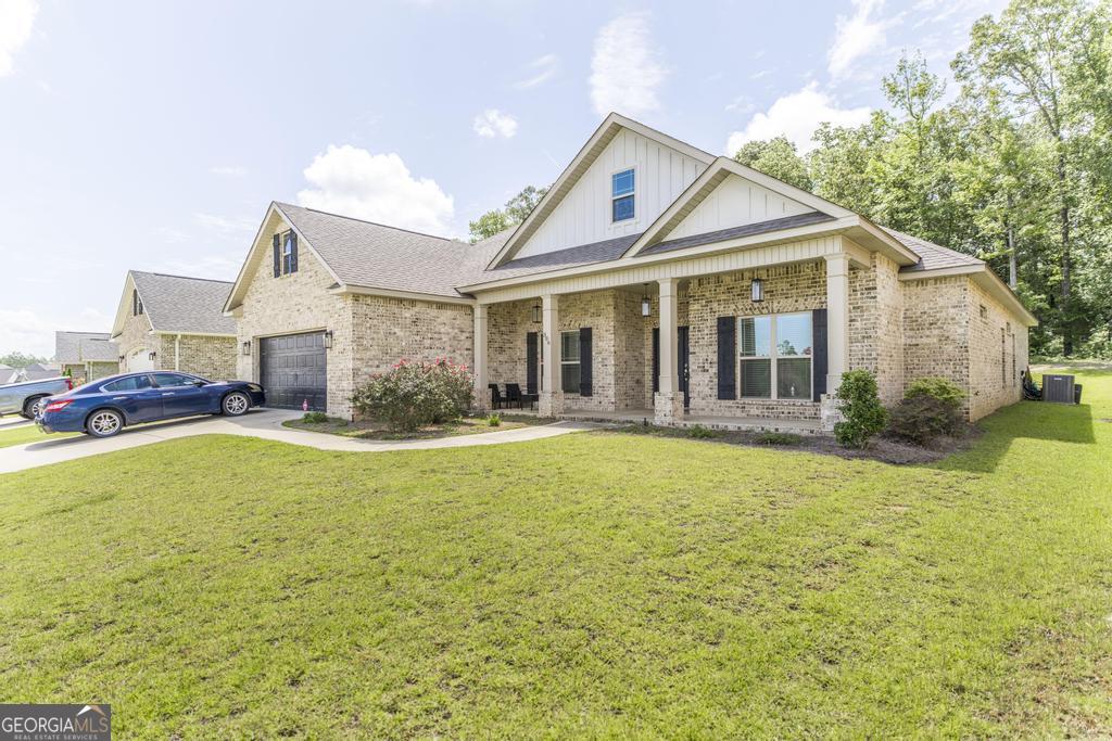 306 Rustic Live Oak Trail Property Photo 5