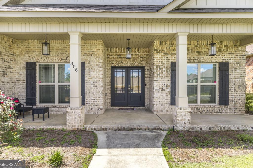 306 Rustic Live Oak Trail Property Photo 6