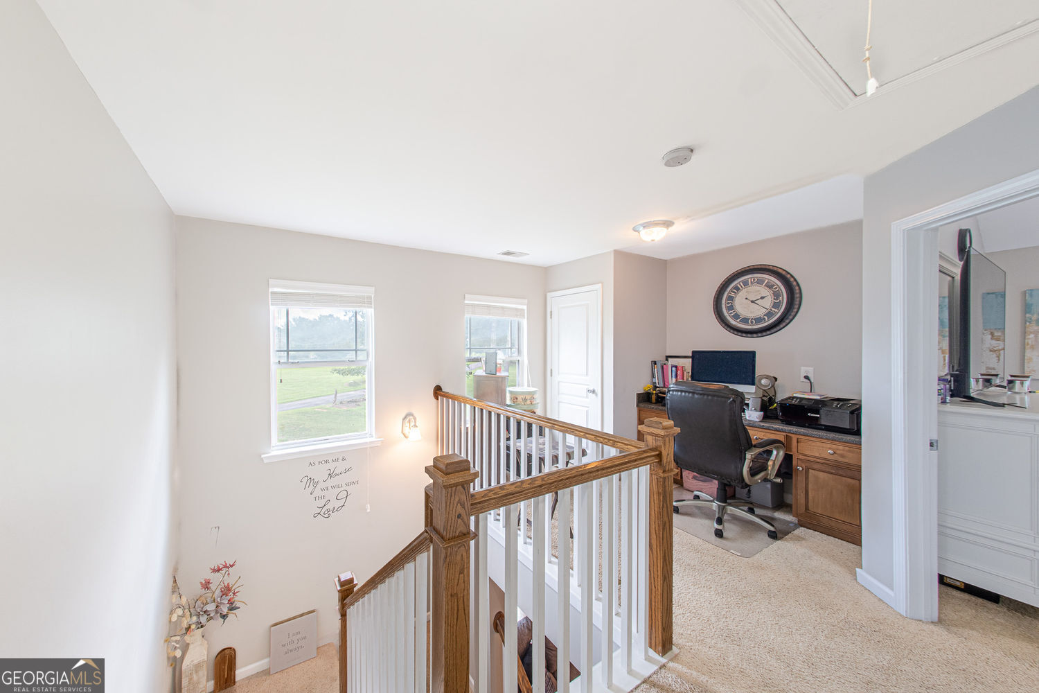 101 Oakview Passage Property Photo 15