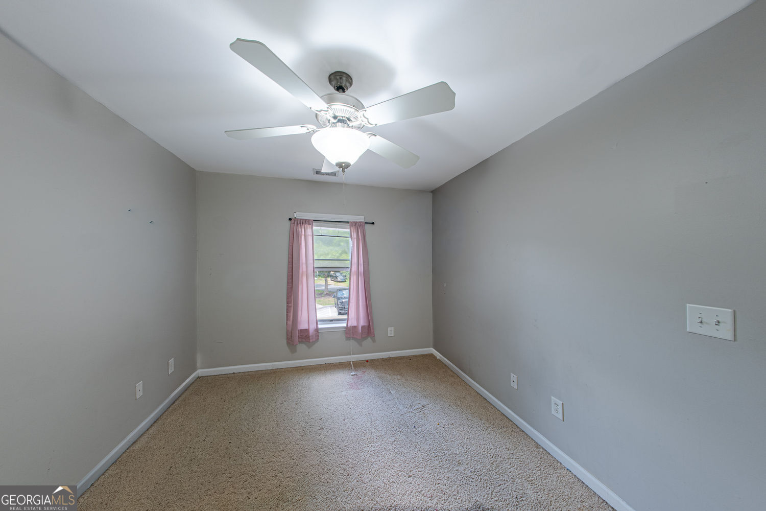 101 Oakview Passage Property Photo 21