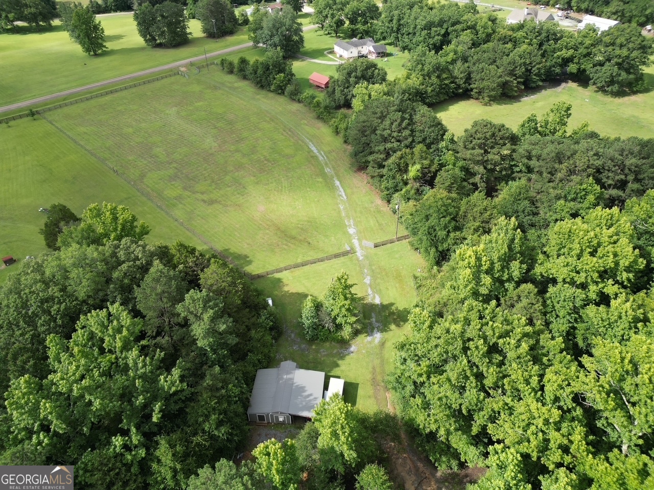 1423 Imlac Road Property Photo 1