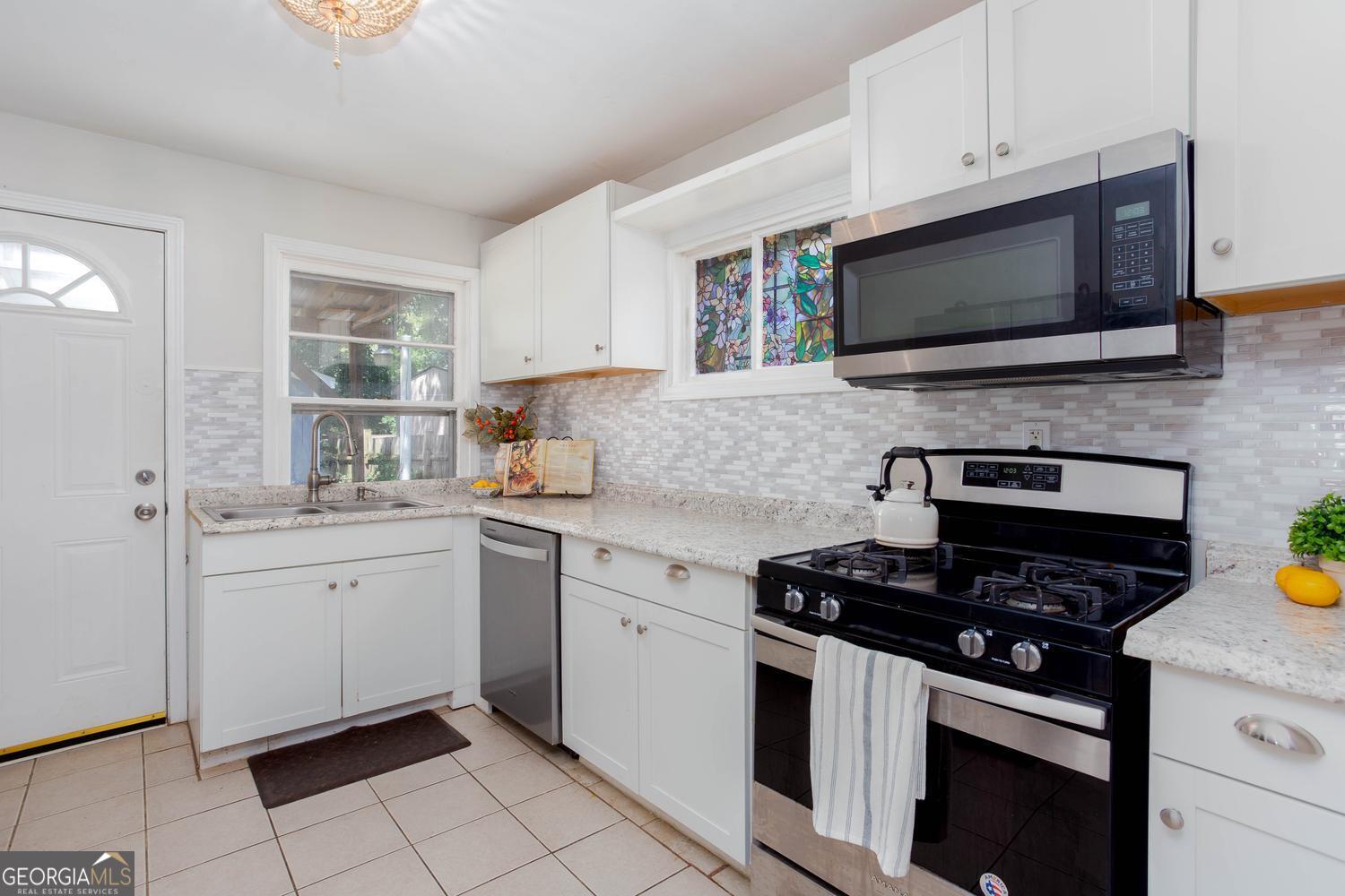 2880 Hall Drive Se Property Photo 7