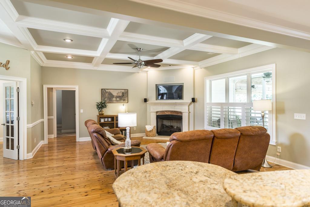 202 Lowpoint Trail Property Photo 6