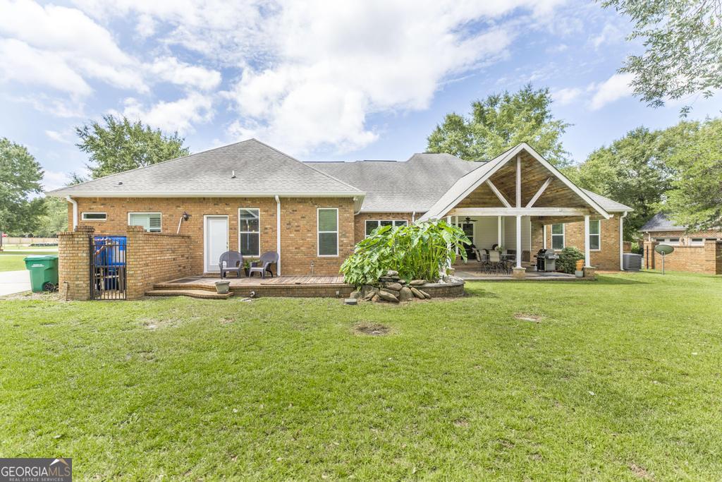 202 Lowpoint Trail Property Photo 46