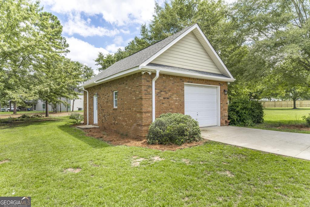 202 Lowpoint Trail Property Photo 48
