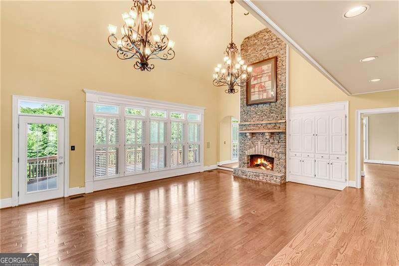1006 Quaker Ridge Way Property Photo 7