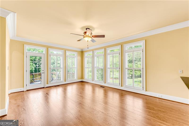 1006 Quaker Ridge Way Property Photo 13