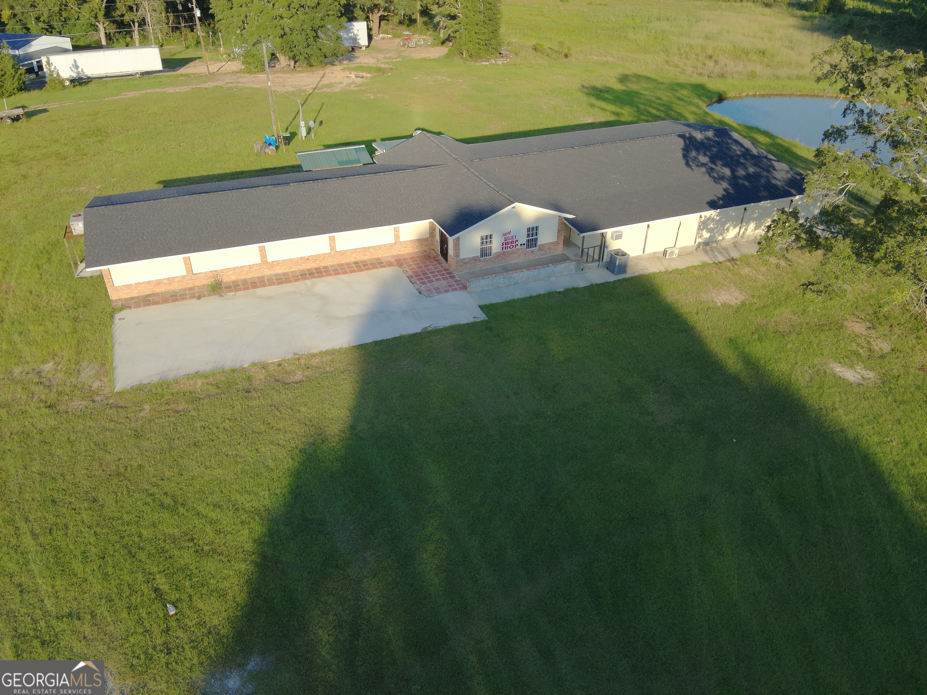 805 Main Street Property Photo 1