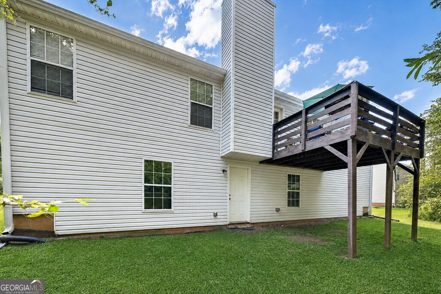802 Windsor Drive Property Photo 18
