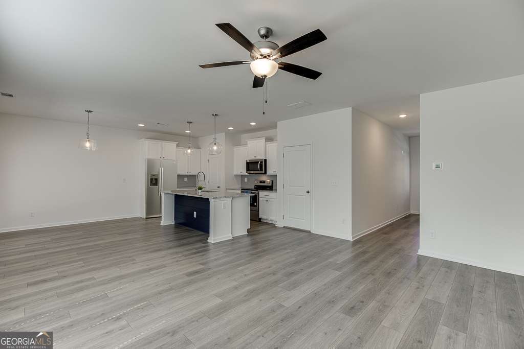 198 Blue Dragon Drive Property Photo 4
