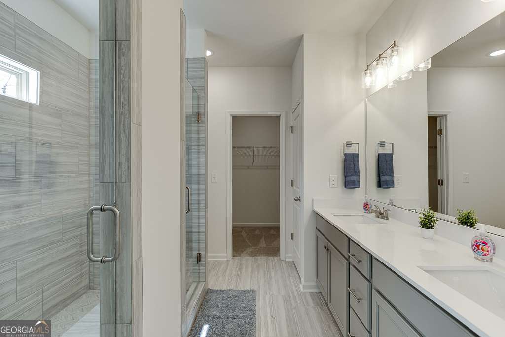 198 Blue Dragon Drive Property Photo 15