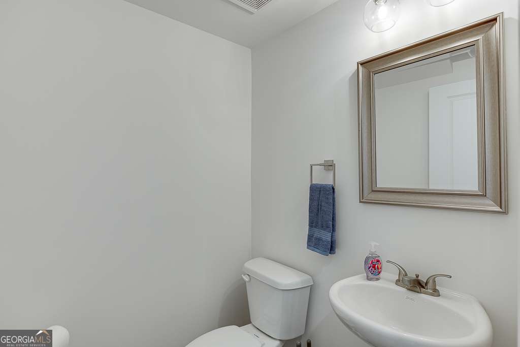 198 Blue Dragon Drive Property Photo 17