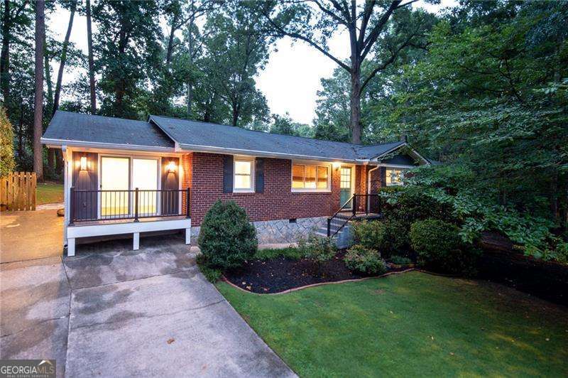 1170 N Druid Woods Court Property Photo 3