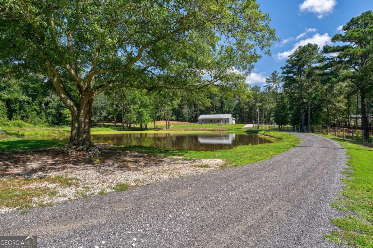 610 Spring View Drive Property Photo 3