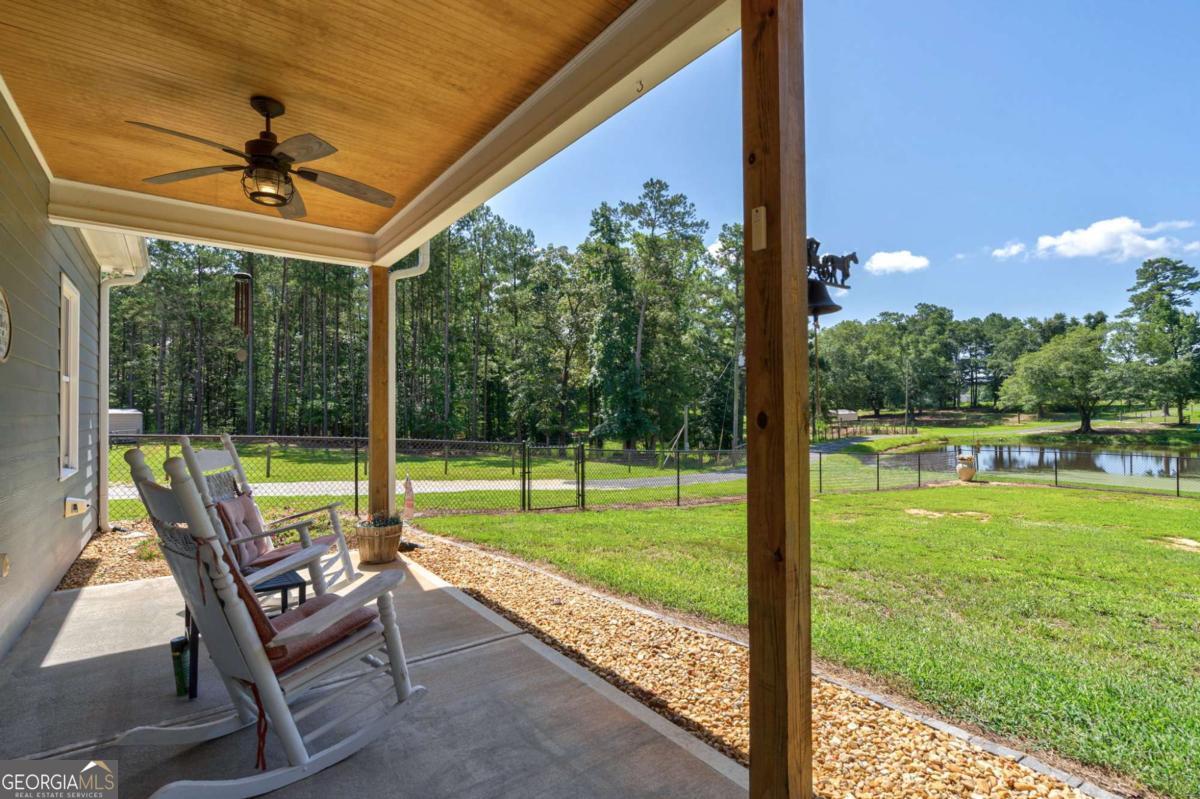 610 Spring View Drive Property Photo 5