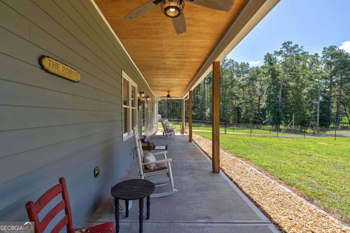 610 Spring View Drive Property Photo 6