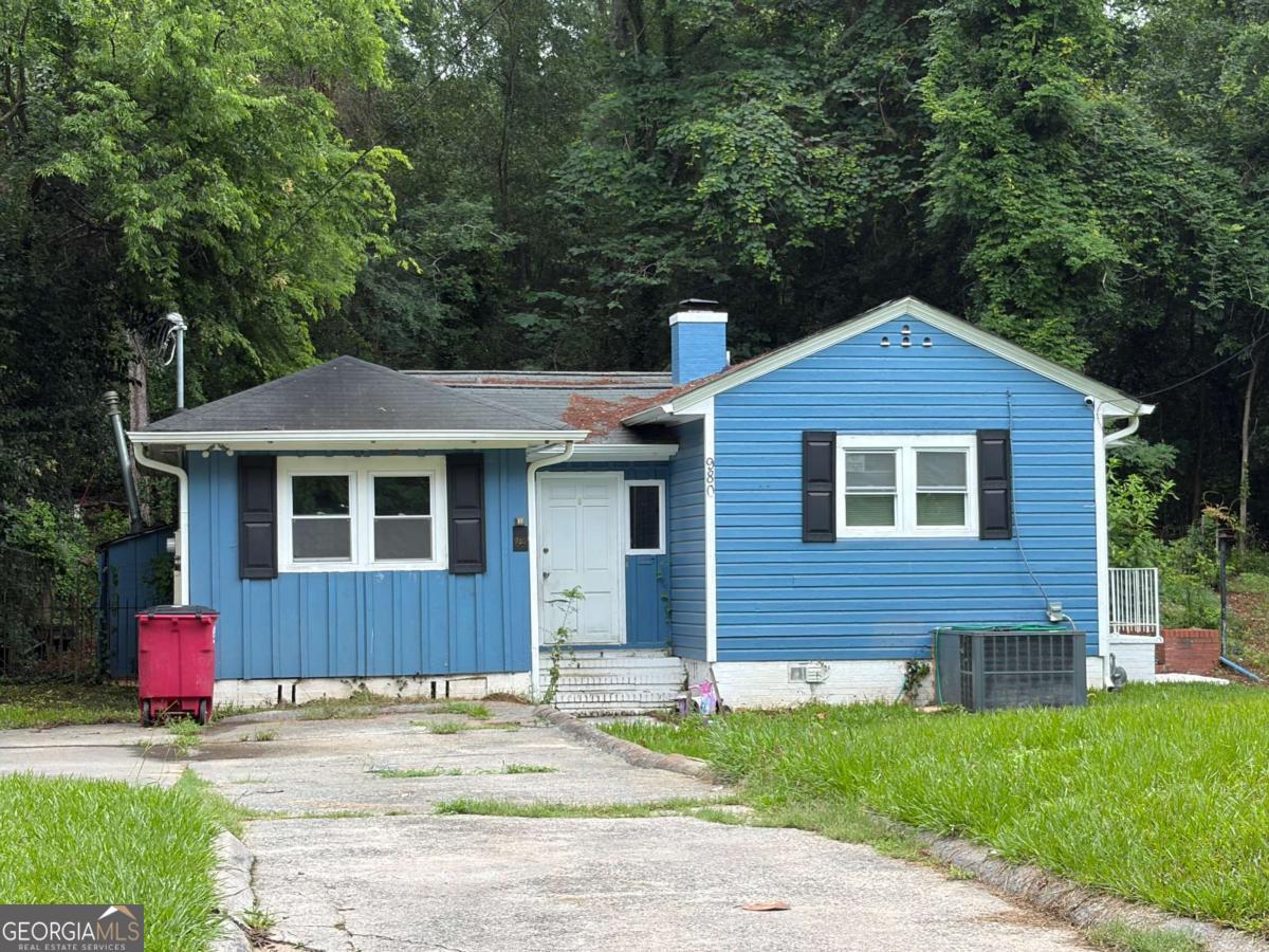 980 Curry Place Property Photo 1