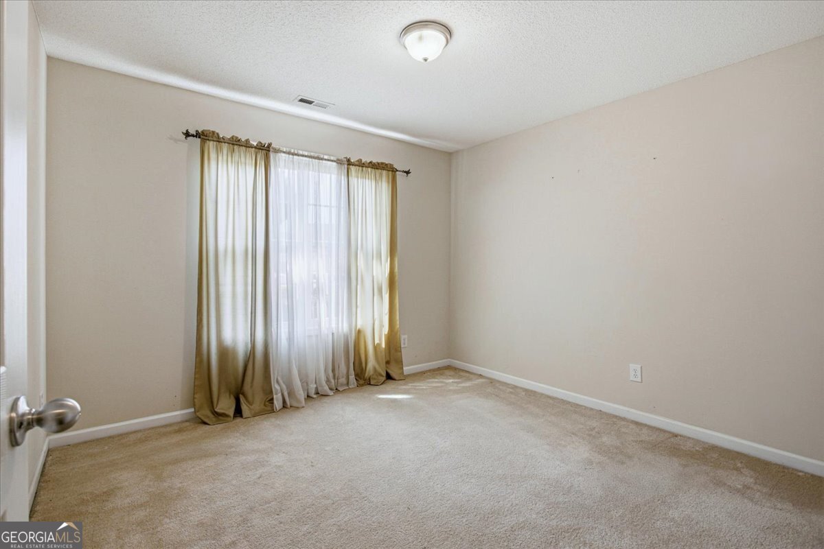 100 Avondale Circle Property Photo 19