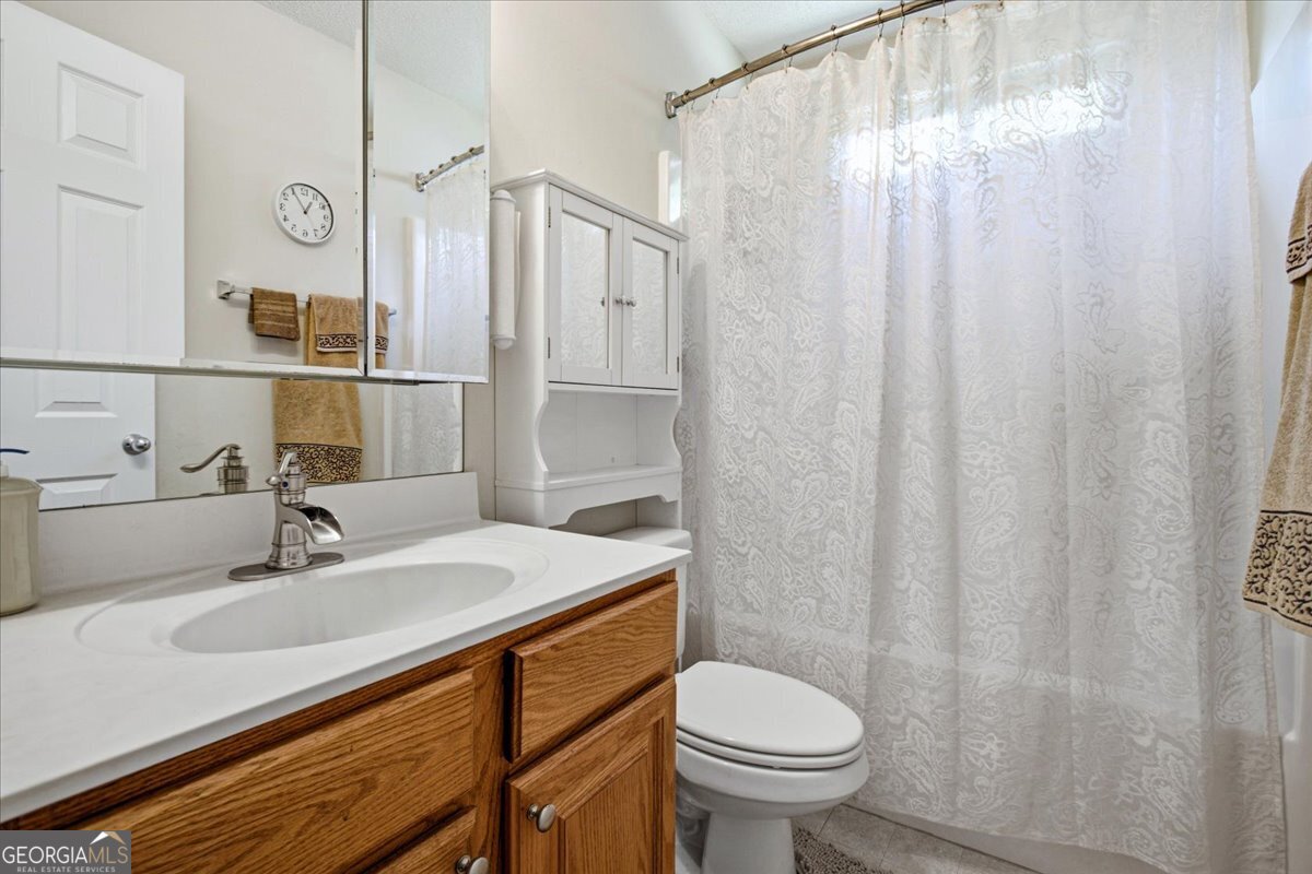 100 Avondale Circle Property Photo 21