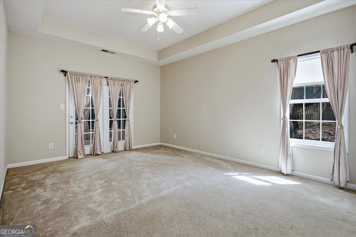 100 Avondale Circle Property Photo 26
