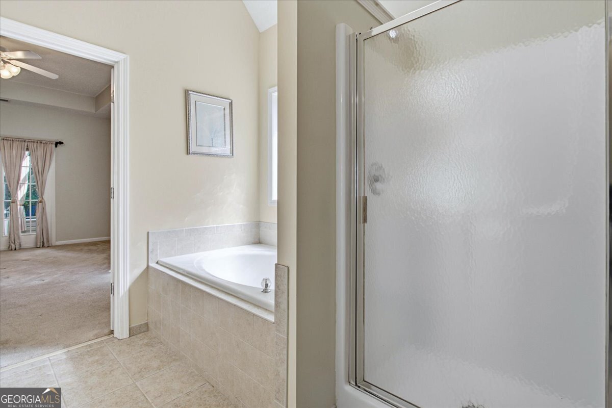 100 Avondale Circle Property Photo 29