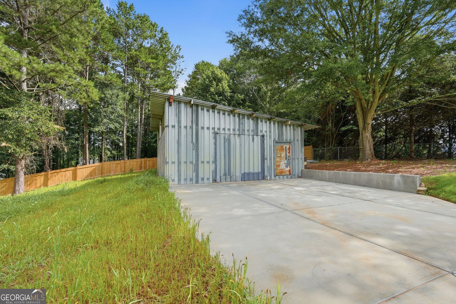 7134 Williams Road Property Photo 2