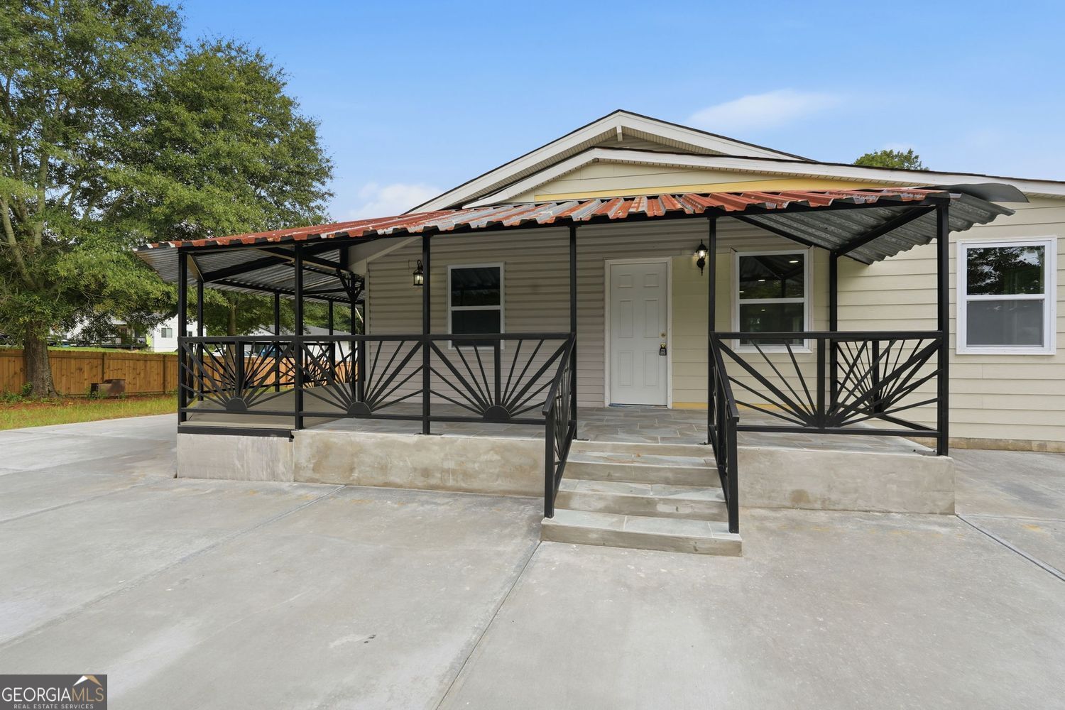 7134 Williams Road Property Photo 3