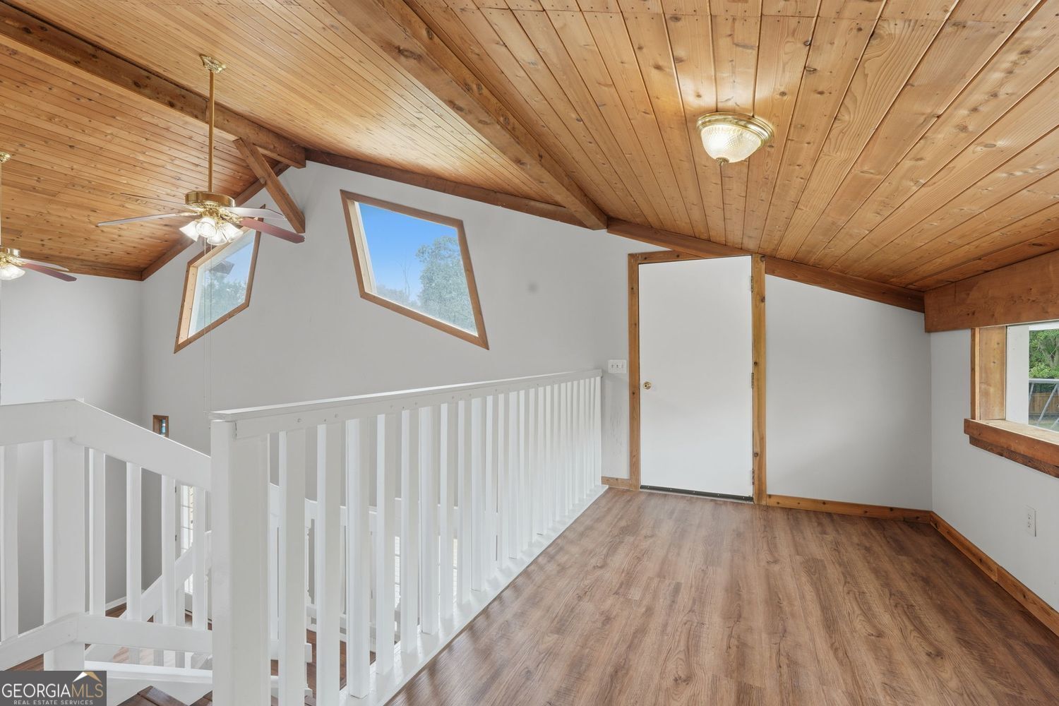 7134 Williams Road Property Photo 15