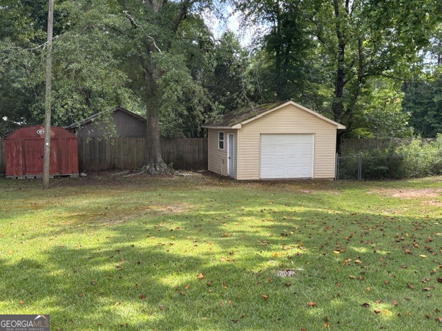 10 Holly Lane Property Photo 14