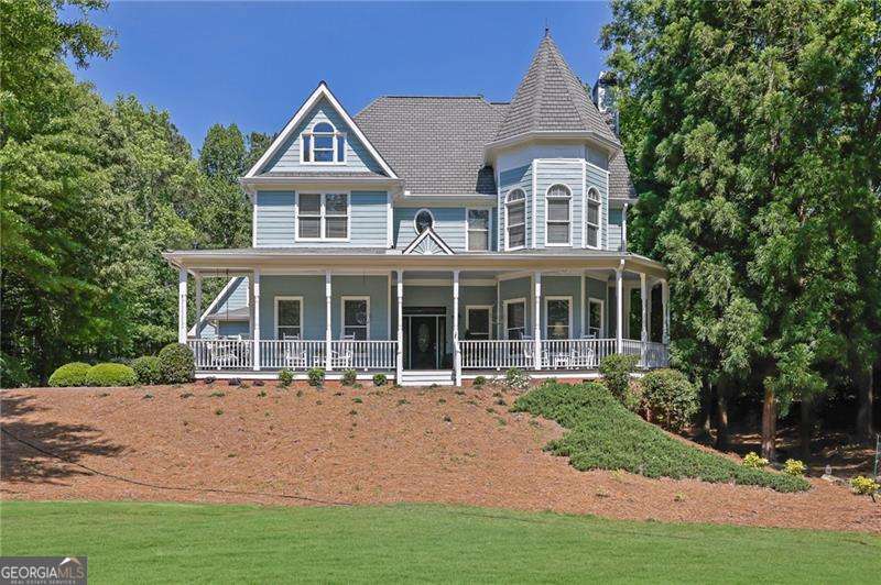 360 Coach House Lane