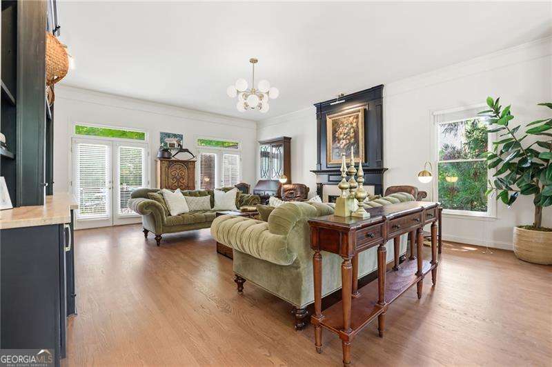 360 Coach House Lane Property Photo 13