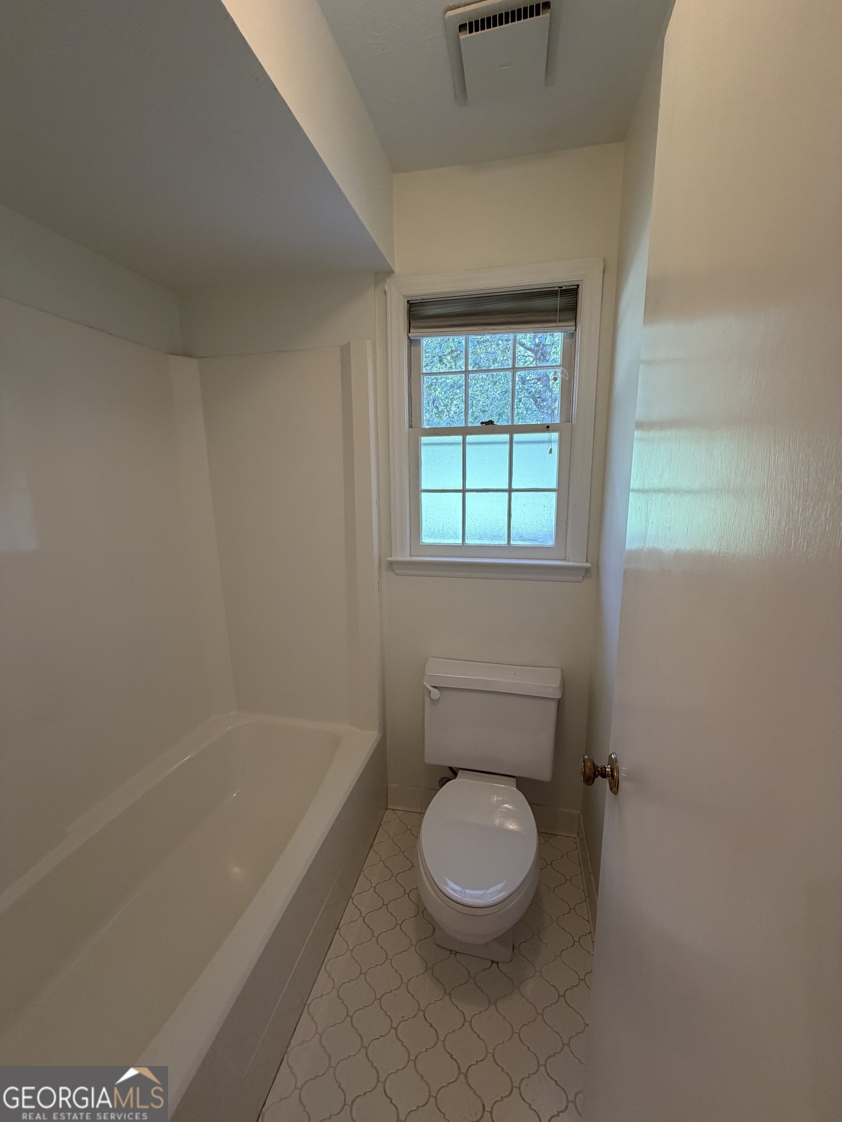 5400 Holland Drive Property Photo 33