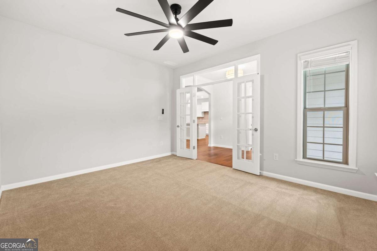 5625 Willow Springs Place Property Photo 8