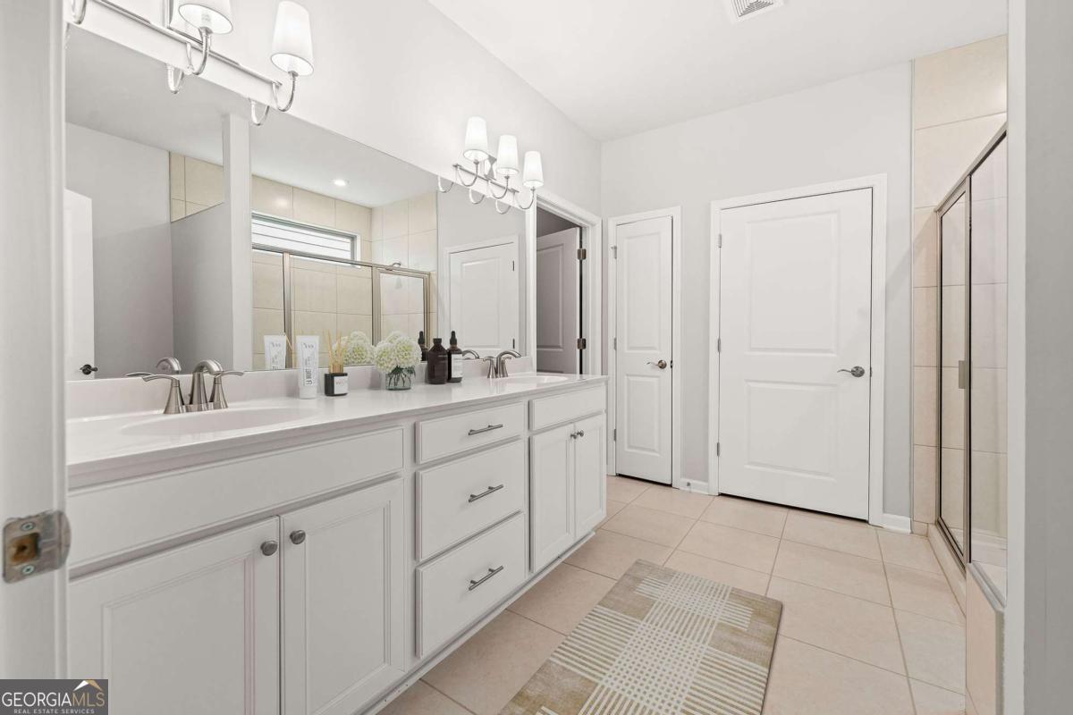 5625 Willow Springs Place Property Photo 34