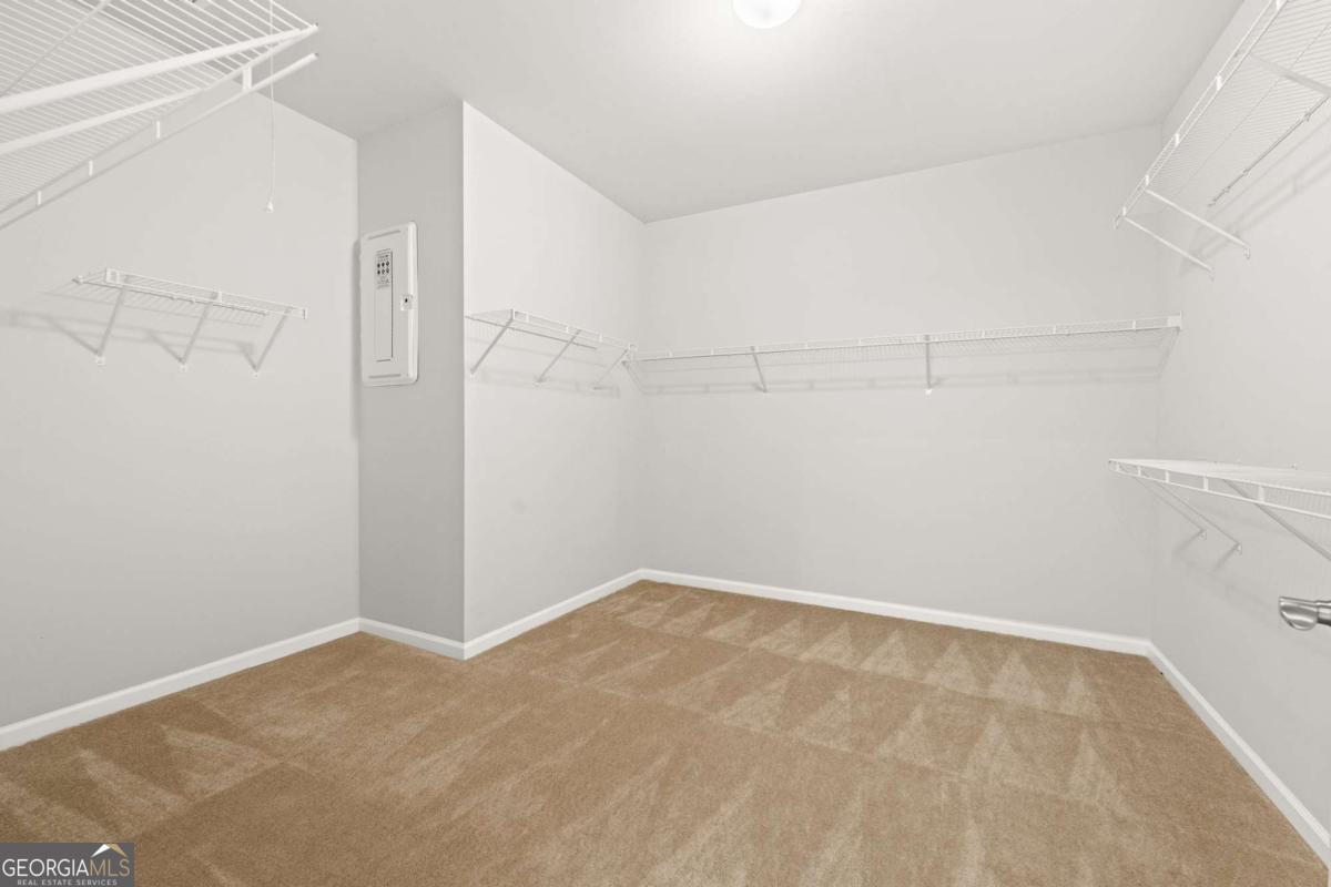 5625 Willow Springs Place Property Photo 37