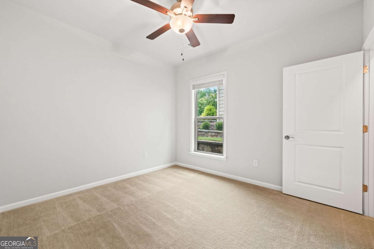 5625 Willow Springs Place Property Photo 41