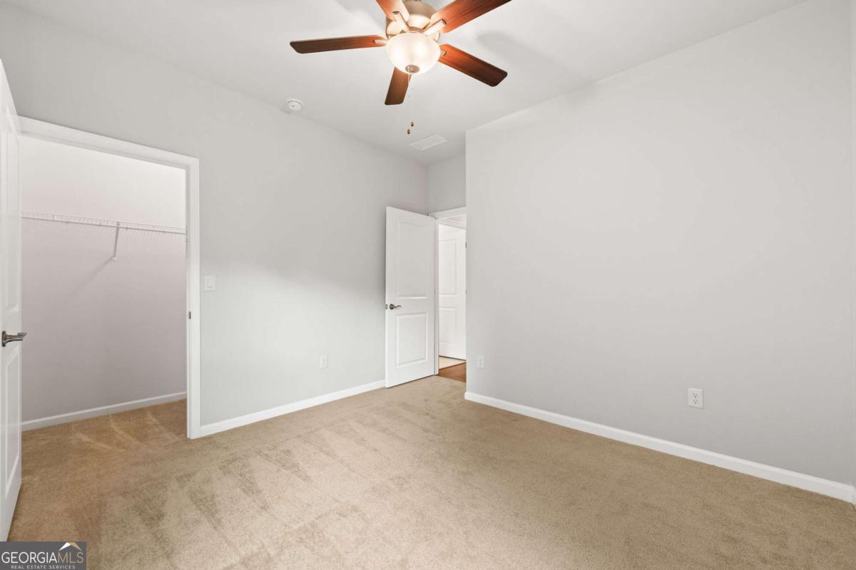 5625 Willow Springs Place Property Photo 42