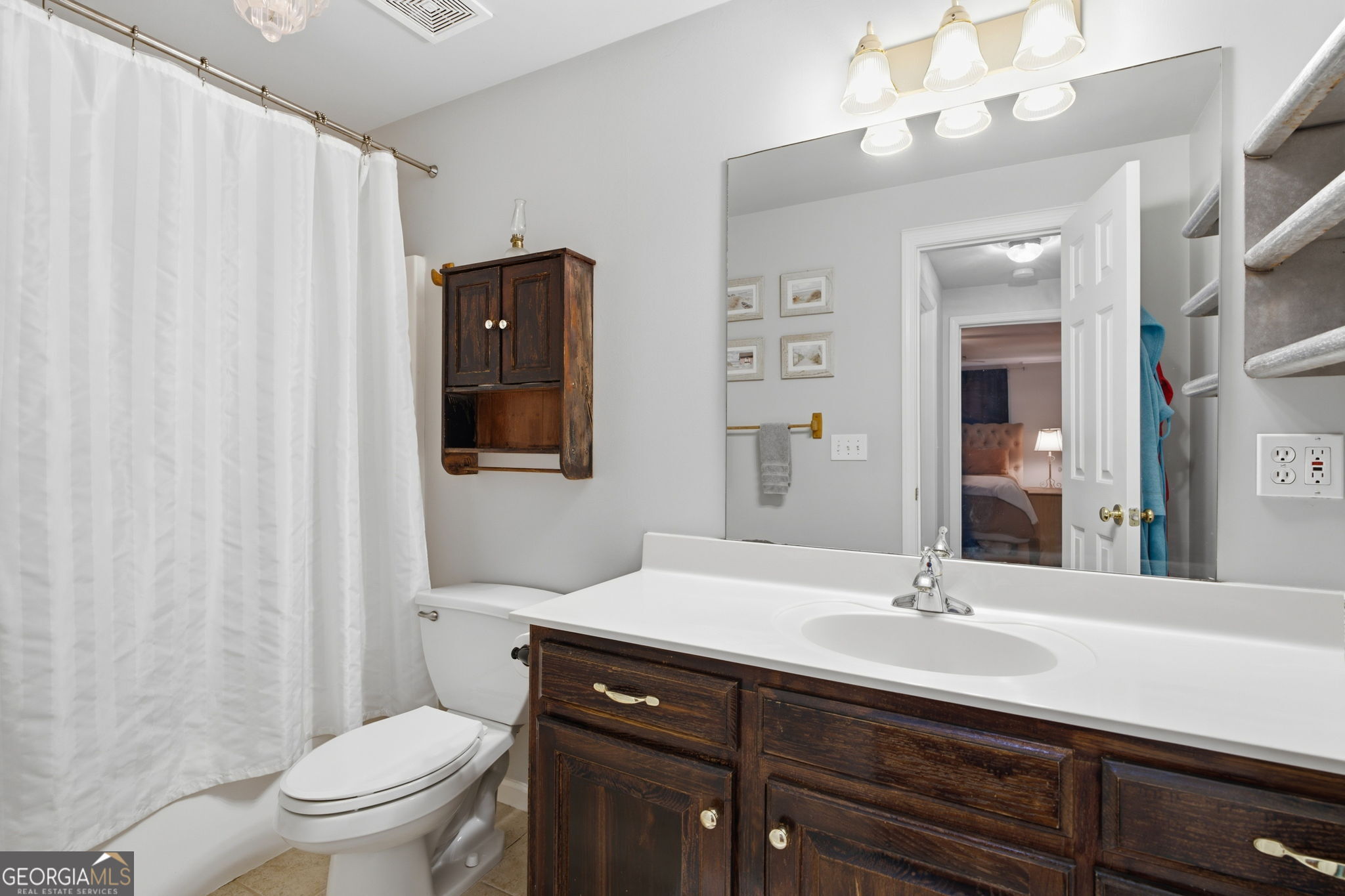 9600 Lakeside Way Property Photo 28