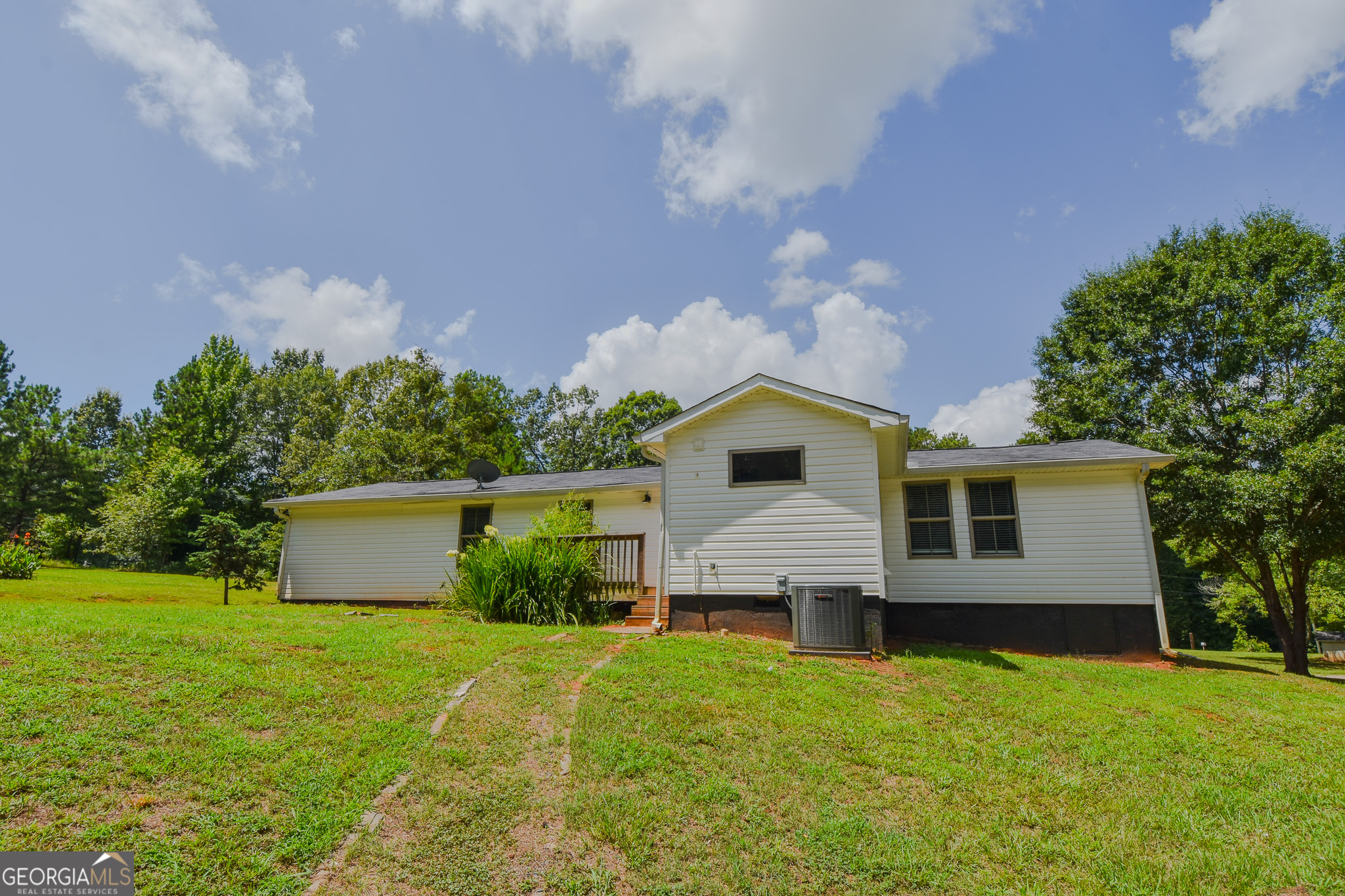104 Gainer Road Property Photo 11