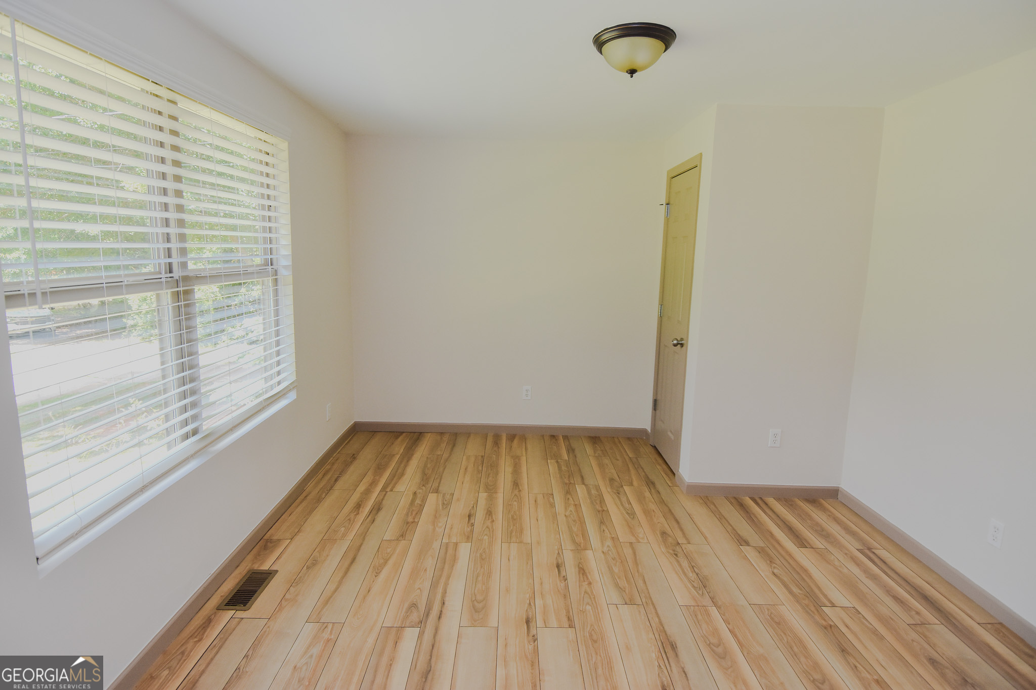 104 Gainer Road Property Photo 19