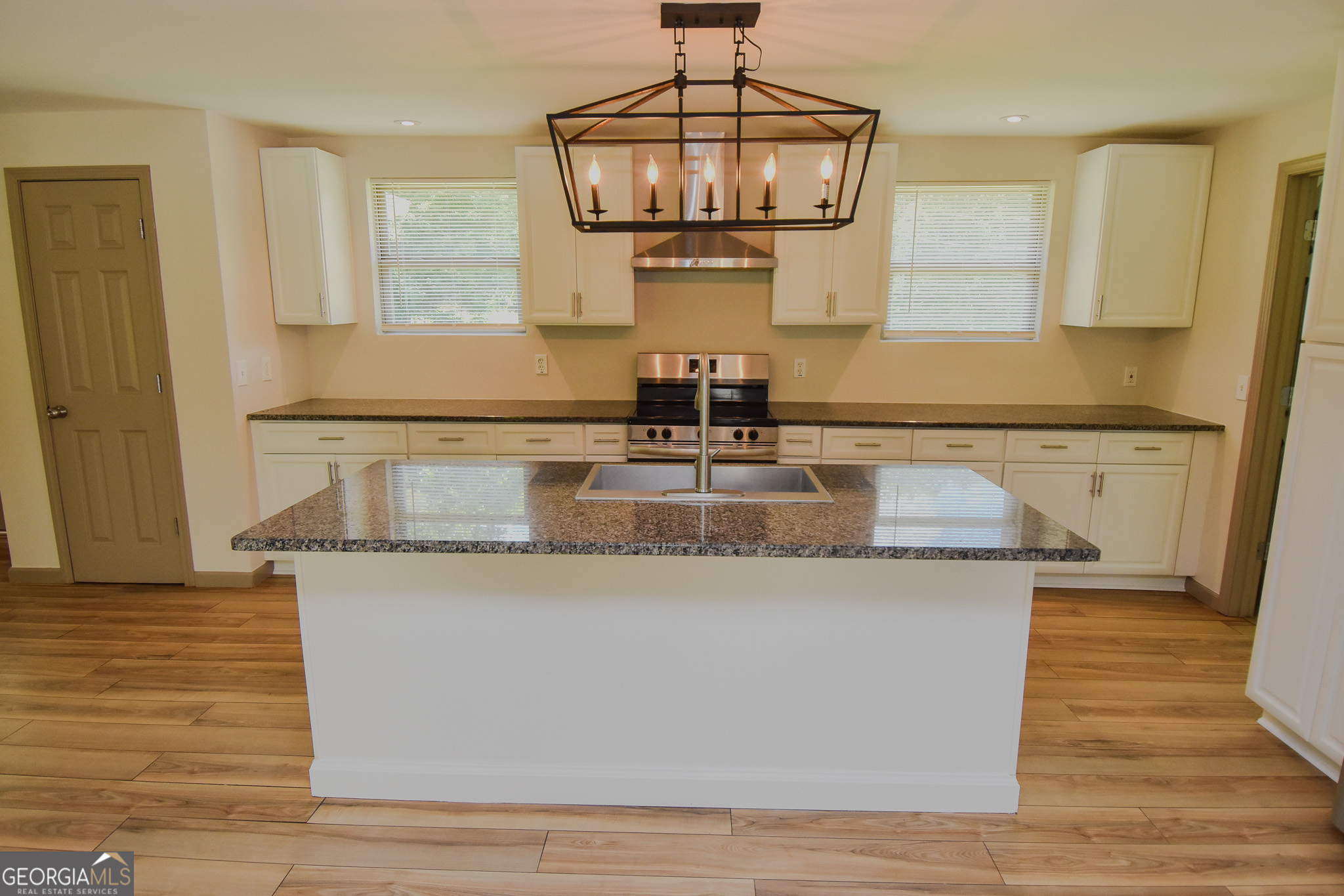 104 Gainer Road Property Photo 22