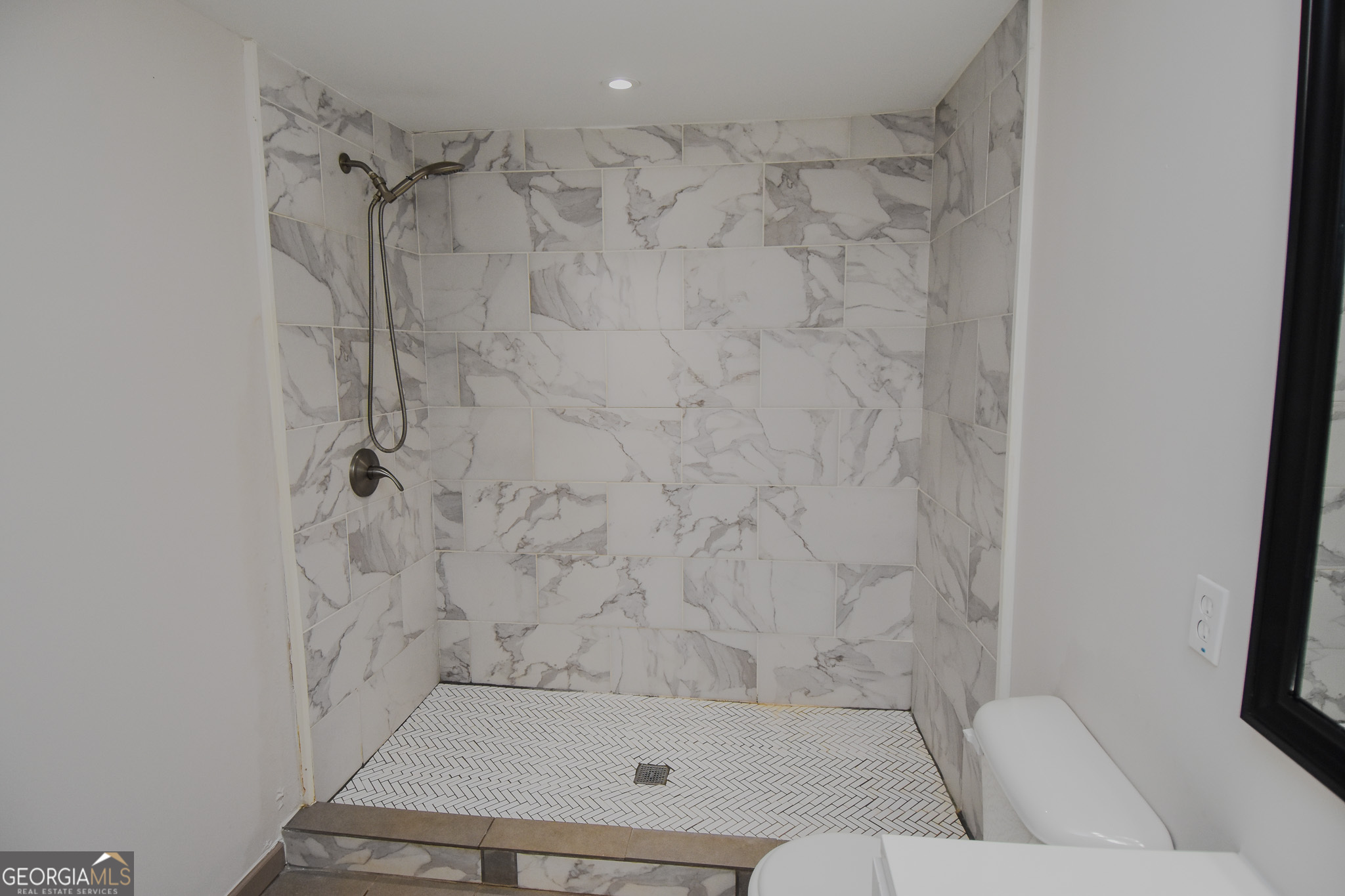 104 Gainer Road Property Photo 34