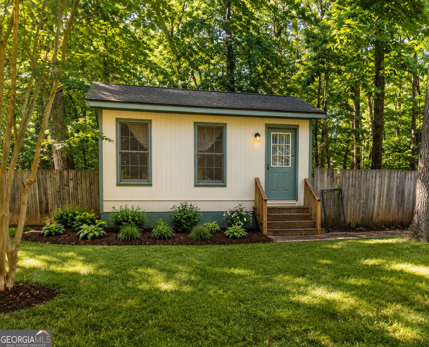 2048 Highway 82 Property Photo 4