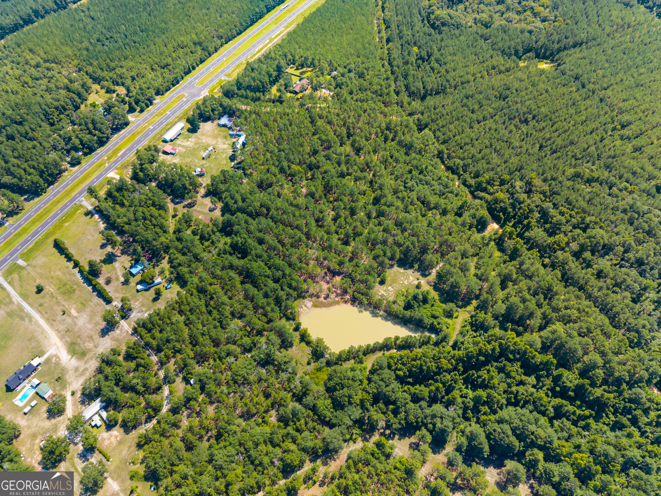 1214 Ga Highway 21 E Property Photo 4